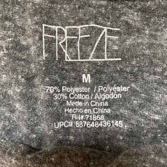 Cute basic t-shirt - Picture 3 of 4